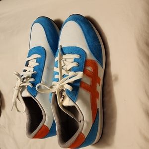 Hush puppies size 10 teal and orange